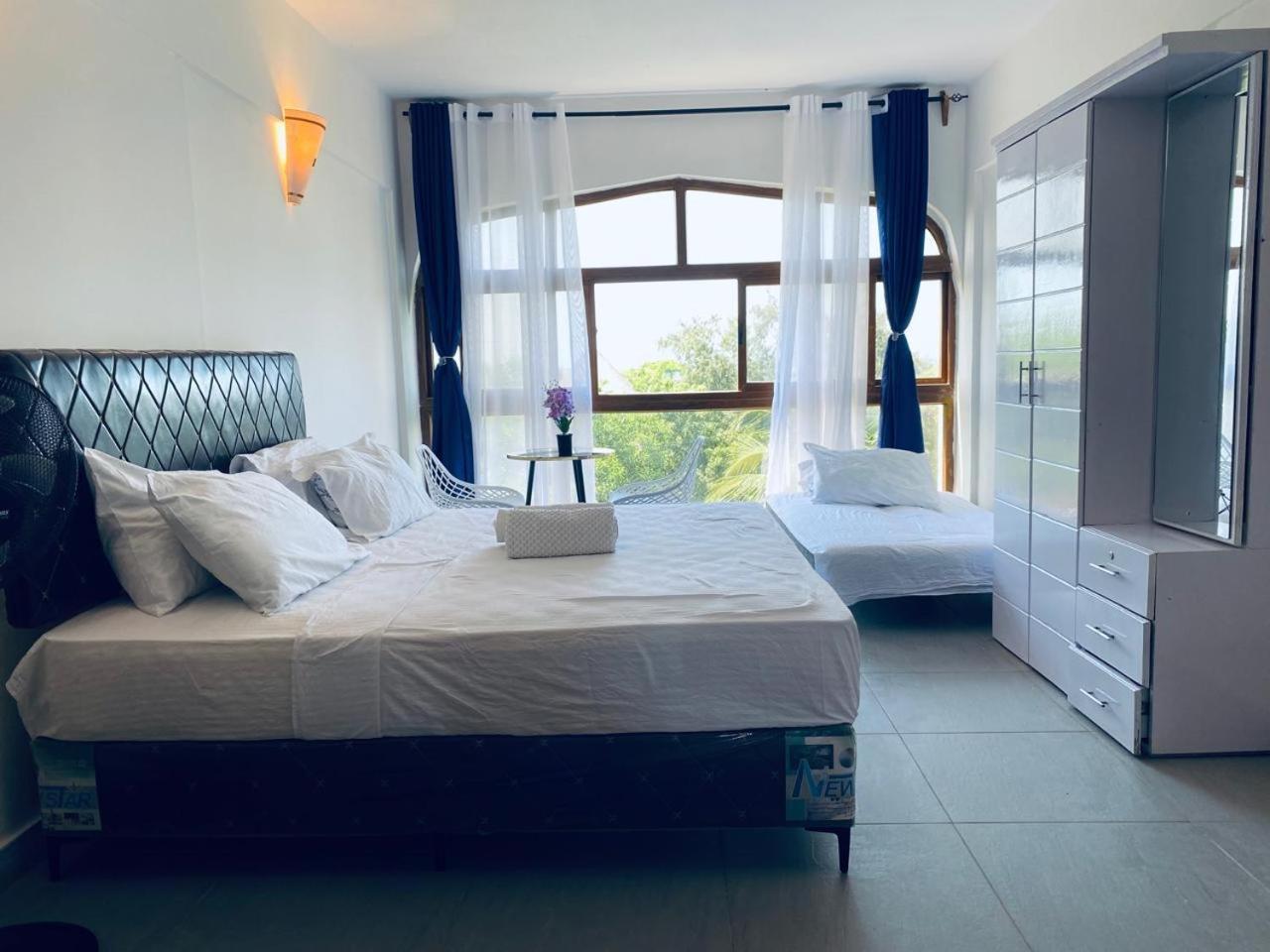 Beachfront Bliss Villa شاطئ دياني المظهر الخارجي الصورة